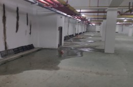 地下車庫墻體大面積漏水，修過多次找專業注漿堵漏公司