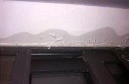 蘭州省輕工廳家屬院窗戶漏水